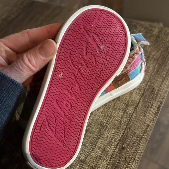 Toddler size 9 Blowfish flats - Picture 4 of 4